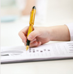 女性スタッフが担当